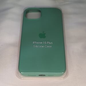 Apple iPhone 15 Plus Silicone Cover - Mint